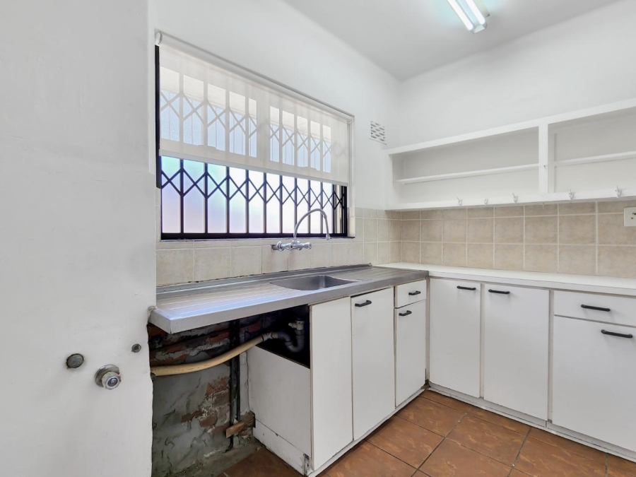 2 Bedroom Property for Sale in Green Point Western Cape